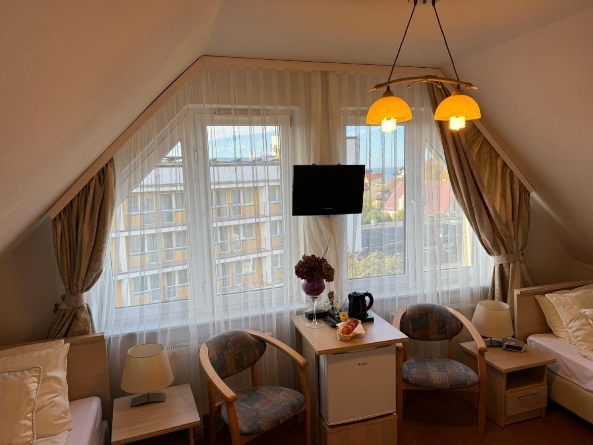 Hotel Politechnika Warszawska Osrodek Wypoczynkowy Sarbinowo Exterior foto